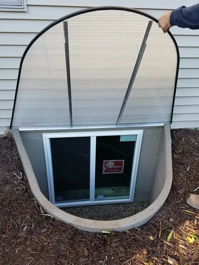 egress window outside